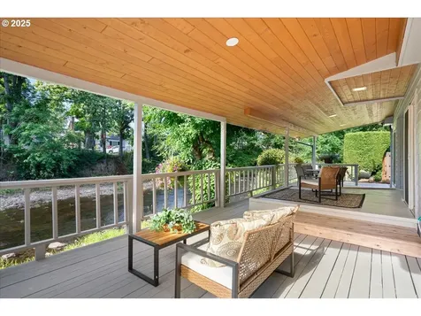 115 Willow Street Silverton OR 97381