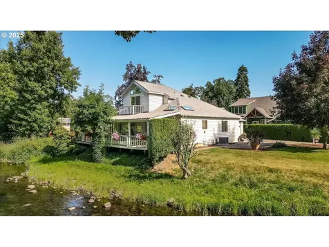 115 Willow Street Silverton OR 97381