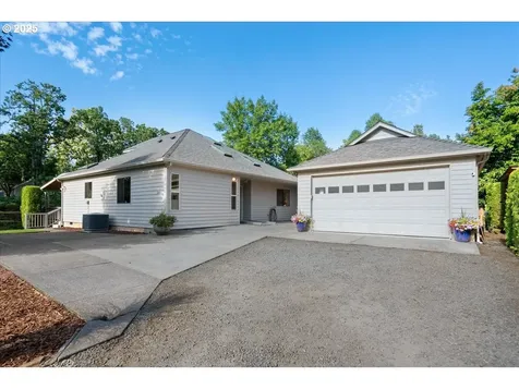 115 Willow Street Silverton OR 97381