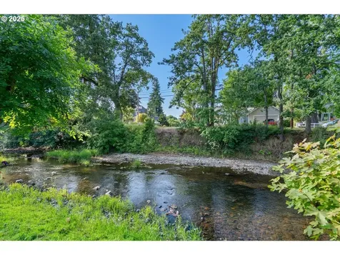115 Willow Street Silverton OR 97381