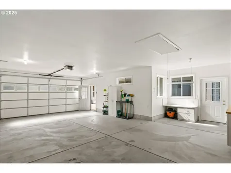 115 Willow Street Silverton OR 97381