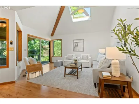 115 Willow Street Silverton OR 97381