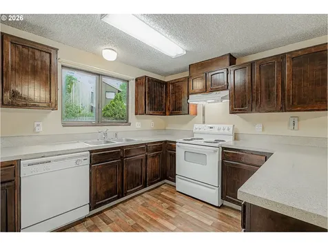 7750 SW Raintree Drive Beaverton OR 97008