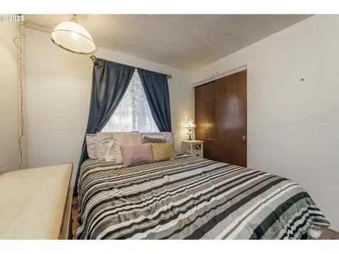 7909 SE 79th Avenue Portland OR 97206