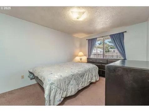 7909 SE 79th Avenue Portland OR 97206