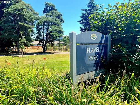 7909 SE 79th Avenue Portland OR 97206