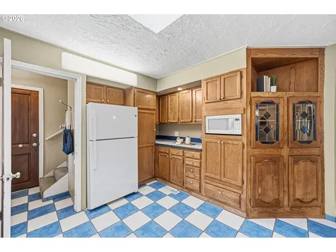 4545 SW Taylors Ferry Road Portland OR 97219