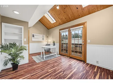 4545 SW Taylors Ferry Road Portland OR 97219