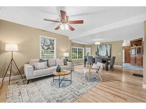 4545 SW Taylors Ferry Road Portland OR 97219
