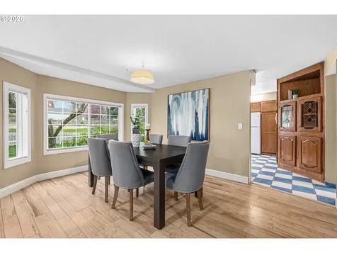 4545 SW Taylors Ferry Road Portland OR 97219