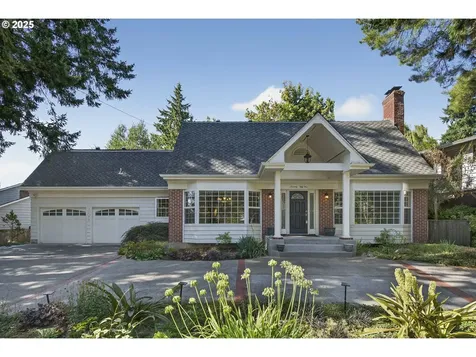 7055 SW Canyon Drive Portland OR 97225