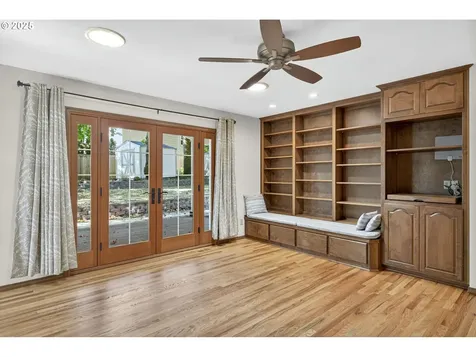7055 SW Canyon Drive Portland OR 97225