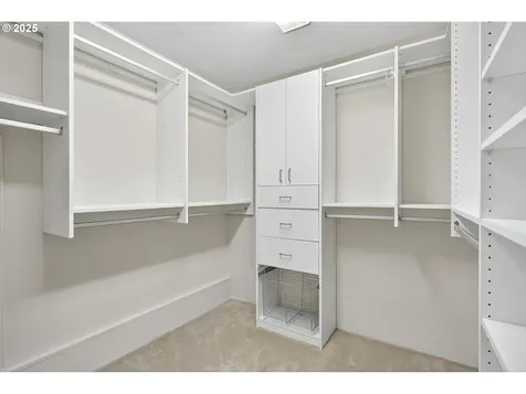 7055 SW Canyon Drive Portland OR 97225