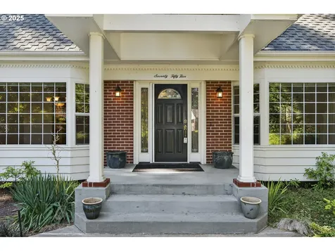 7055 SW Canyon Drive Portland OR 97225