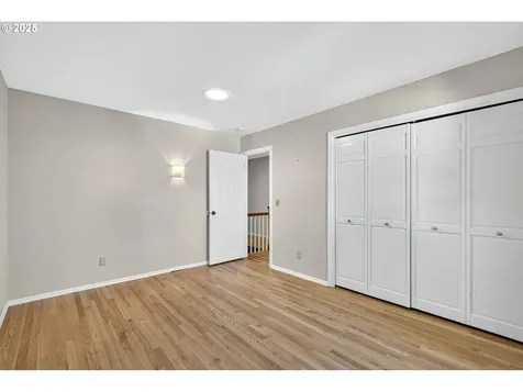 7055 SW Canyon Drive Portland OR 97225