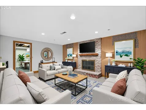 7055 SW Canyon Drive Portland OR 97225