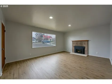 304 E Park Street Enterprise OR 97828