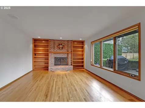 12720 NW Creekside Drive Portland OR 97229
