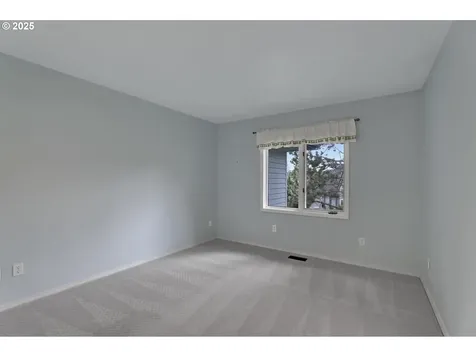 12720 NW Creekside Drive Portland OR 97229
