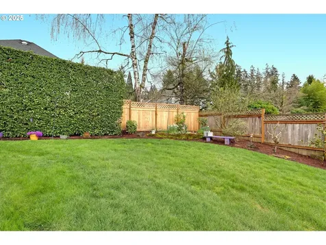 12720 NW Creekside Drive Portland OR 97229