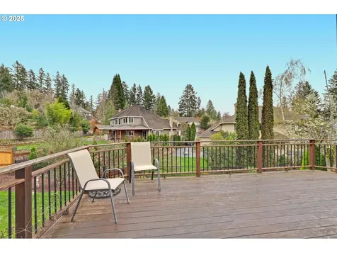 12720 NW Creekside Drive Portland OR 97229