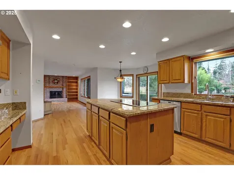 12720 NW Creekside Drive Portland OR 97229
