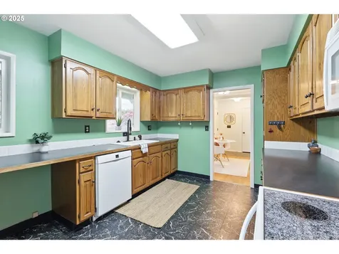 937 SE 9th Street Gresham OR 97080