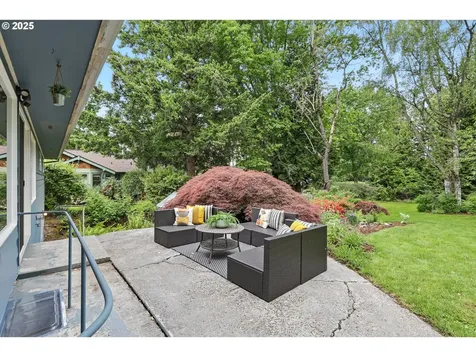 937 SE 9th Street Gresham OR 97080