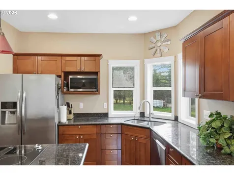 4204 NE Cardiel Road Washougal WA 98671