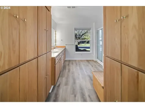 1415 SW 199th Court Beaverton OR 97003