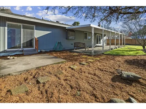 1415 SW 199th Court Beaverton OR 97003
