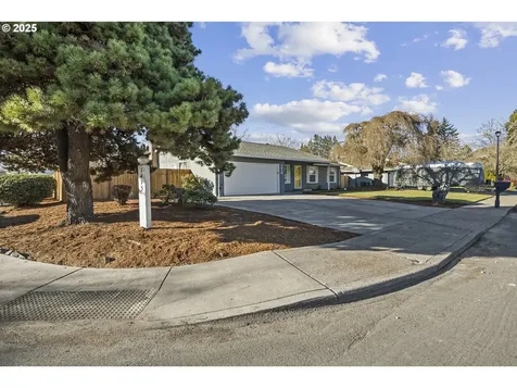 1415 SW 199th Court Beaverton OR 97003
