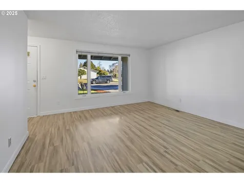 1415 SW 199th Court Beaverton OR 97003