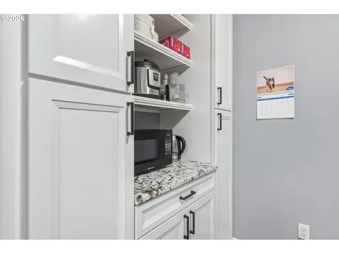320 Haussler Road Kelso WA 98626