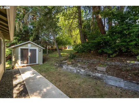 320 Haussler Road Kelso WA 98626