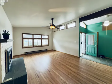 3038 Louisiana Street Longview WA 98632