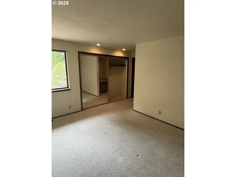 2040 40th Street Florence OR 97439