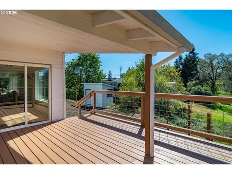 3660 Carnes Road Roseburg OR 97471