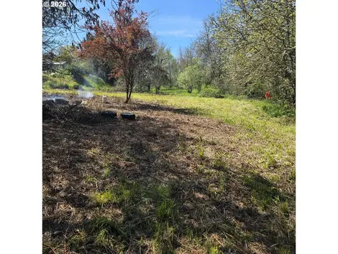 3660 Carnes Road Roseburg OR 97471