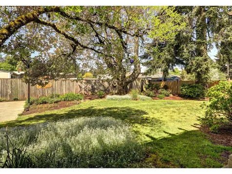 1245 SE 114th Place Portland OR 97216