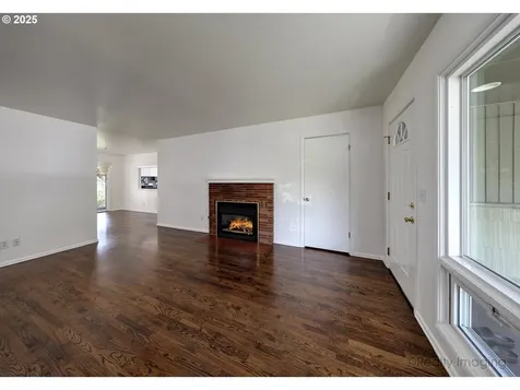 1245 SE 114th Place Portland OR 97216