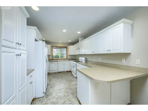 3118 NE Mohan Drive Mcminnville OR 97128