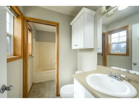 3118 NE Mohan Drive Mcminnville OR 97128