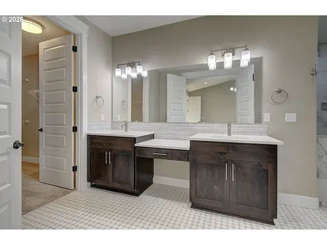26680 SE 5th Street Camas WA 98607