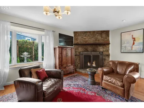 4930 Fairway Avenue Gearhart OR 97138