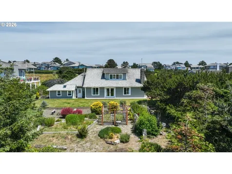 4930 Fairway Avenue Gearhart OR 97138