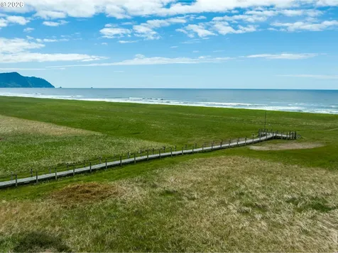 4930 Fairway Avenue Gearhart OR 97138