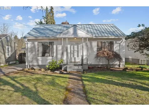 1358 SW Levens Street Dallas OR 97338