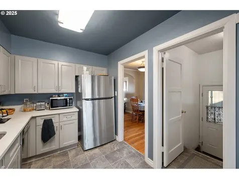 1358 SW Levens Street Dallas OR 97338