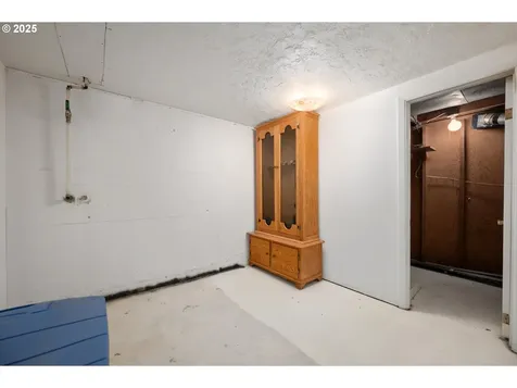 1358 SW Levens Street Dallas OR 97338
